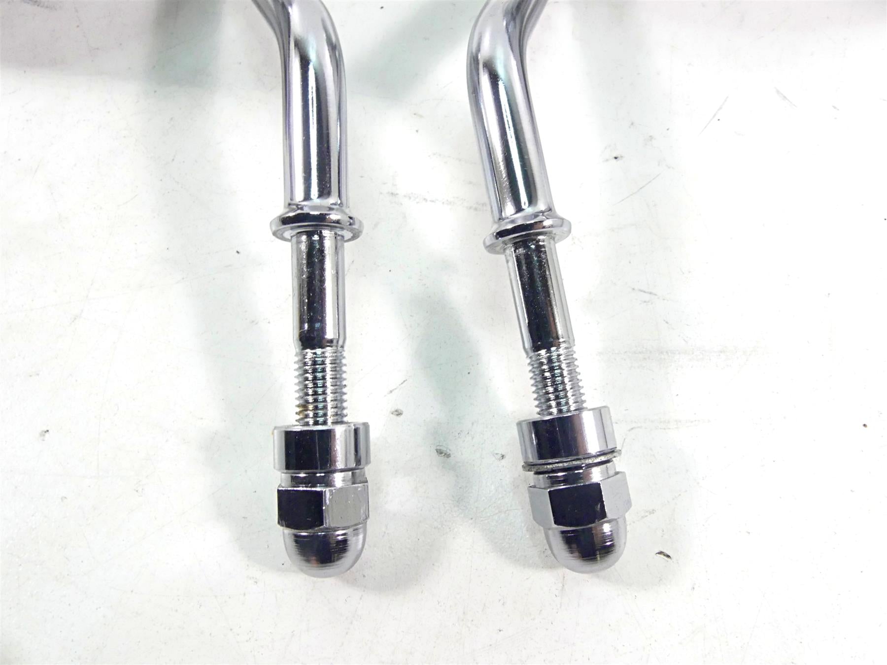 2005 Harley VRSCSE CVO V-Rod Rear View Chrome Mirror Set 91845-03B 91840-03B {{ shop.shopifyCountryName }} - Mototech271