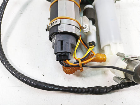 2019 Harley XL883N Sportster Iron Fuel Gas Petrol Pump -Tested 75268-07F {{ shop.shopifyCountryName }} - Mototech271