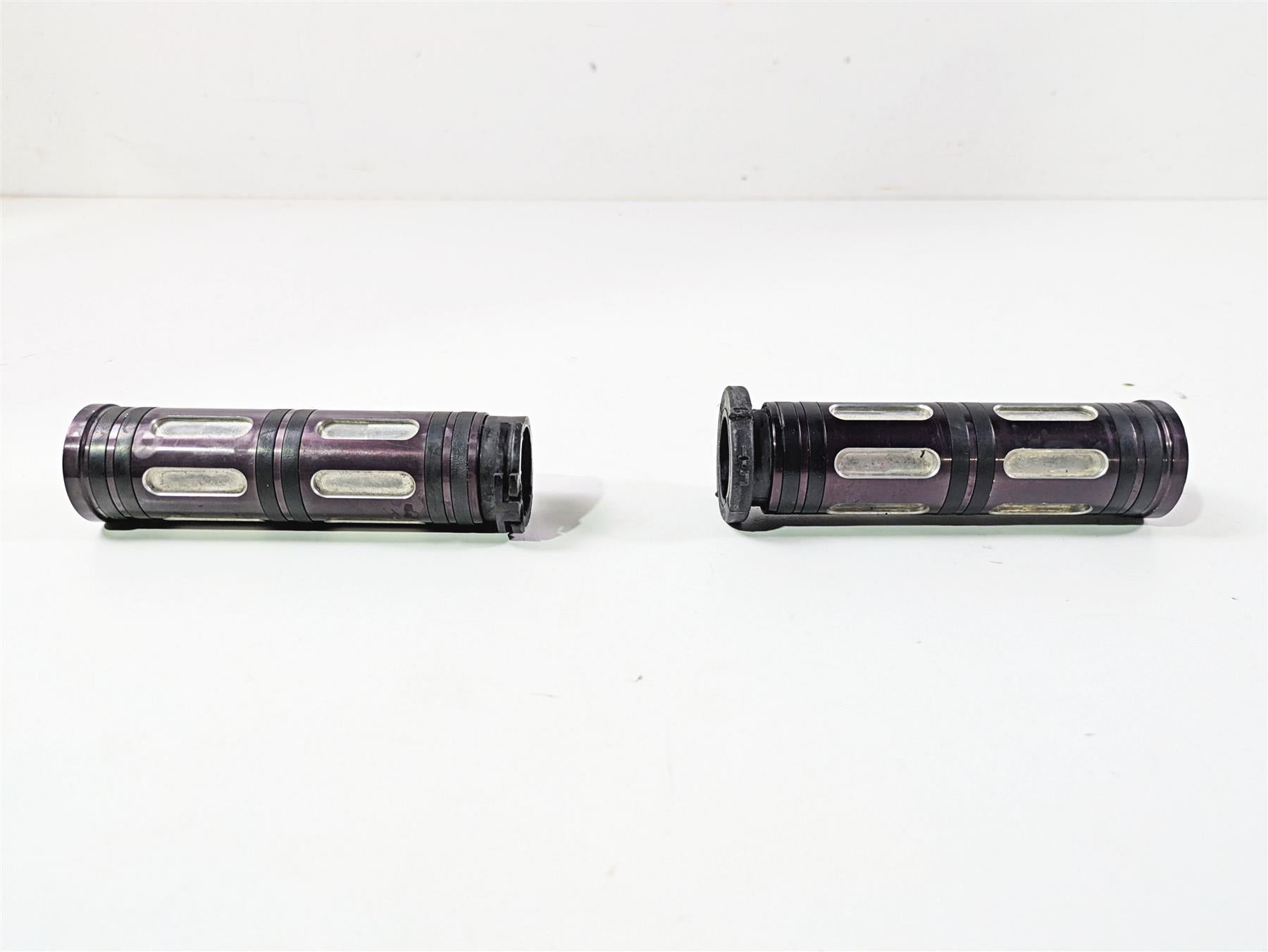 1998 Harley Touring FLHRCI Road King Osan 1" Handlebar Hand Bar Grip Set ?CP0456 {{ shop.shopifyCountryName }} - Mototech271
