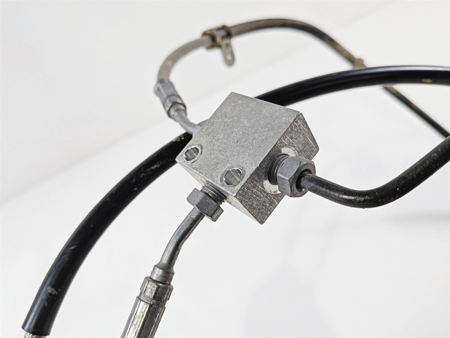 2022 Polaris RZR Turbo R Ultimate Flexible Rear Brake Line Set 1913980 1913981-Mototech271