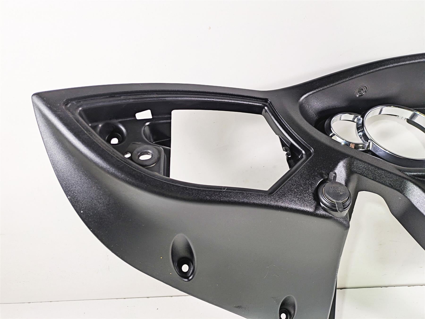 2012 Victory Cross Country Front Inner Nose Dash Fairing Cowl 5437066 {{ shop.shopifyCountryName }} - Mototech271