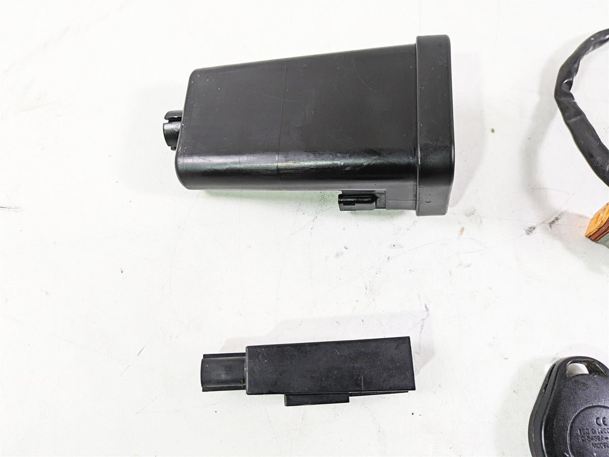 2011 Harley Touring FLHTCUSE CVO E-Glide Tssm Module Fob & Antenna 68924-07 {{ shop.shopifyCountryName }} - Mototech271
