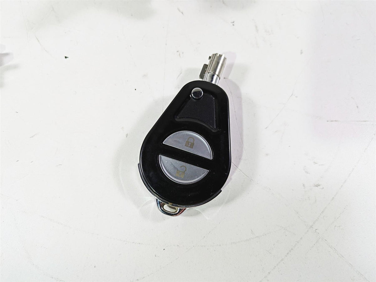 2017 Harley Touring FLHTKSE CVO E-Glide Bcm Ignition Switch Key Set 71400090B {{ shop.shopifyCountryName }} - Mototech271