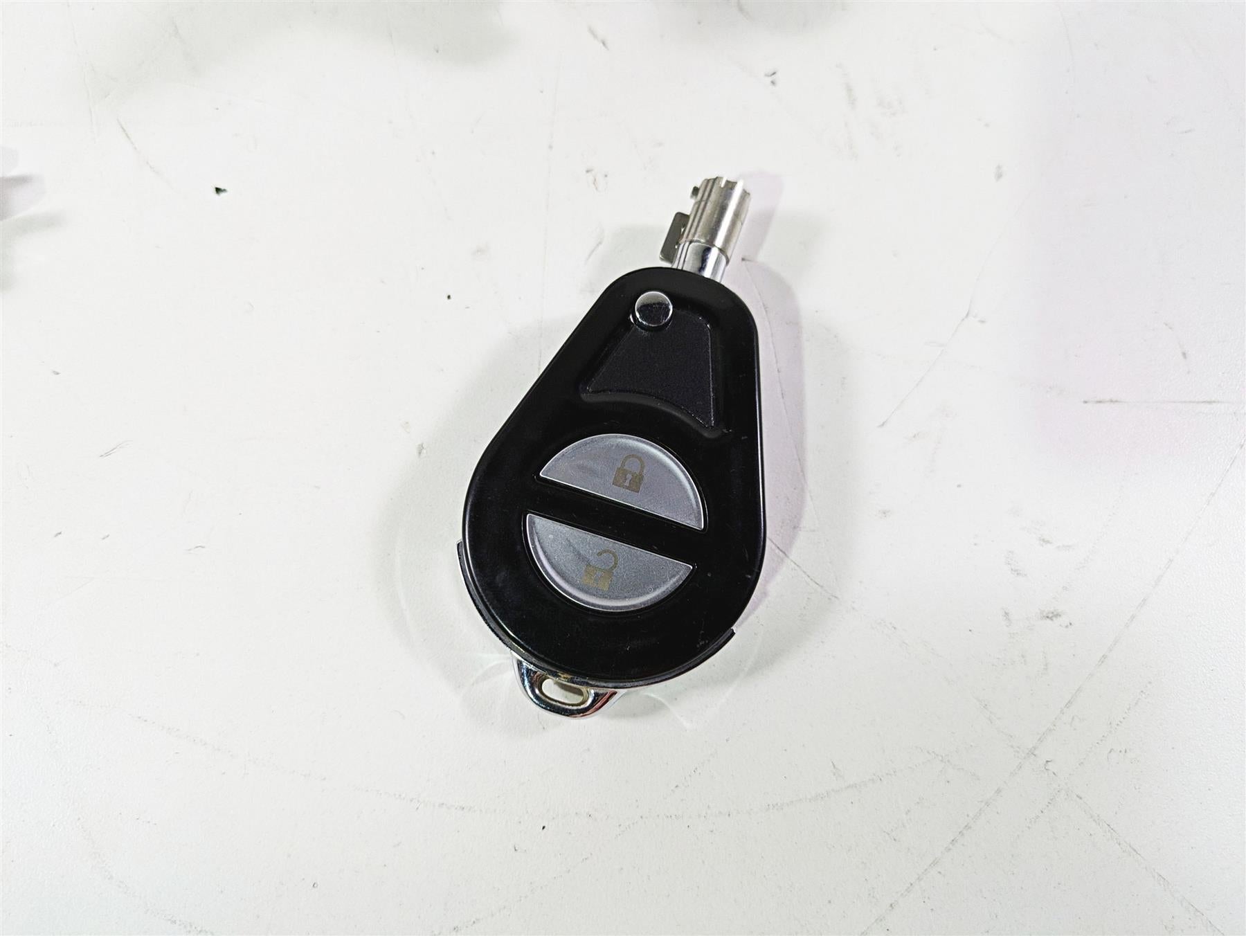 2017 Harley Touring FLHTKSE CVO E-Glide Bcm Ignition Switch Key Set 71400090B {{ shop.shopifyCountryName }} - Mototech271