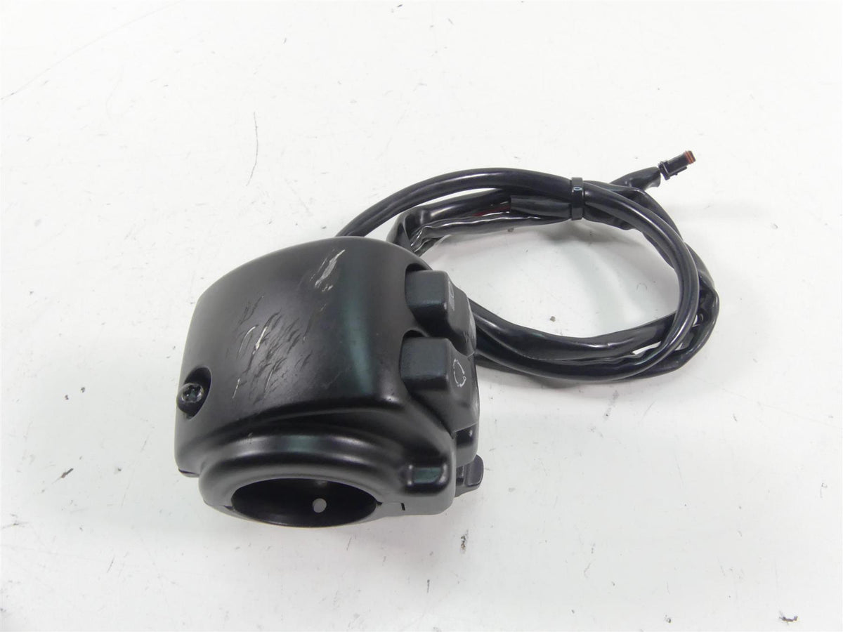 2021 Harley Softail FLSB Sport Glide Left Hand Cruise Control Switch 71500288 {{ shop.shopifyCountryName }} - Mototech271