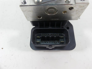 2013 Yamaha VMX17 V-Max 1700 Abs Brake Pump Pressure Module 2S3-85930-10-00