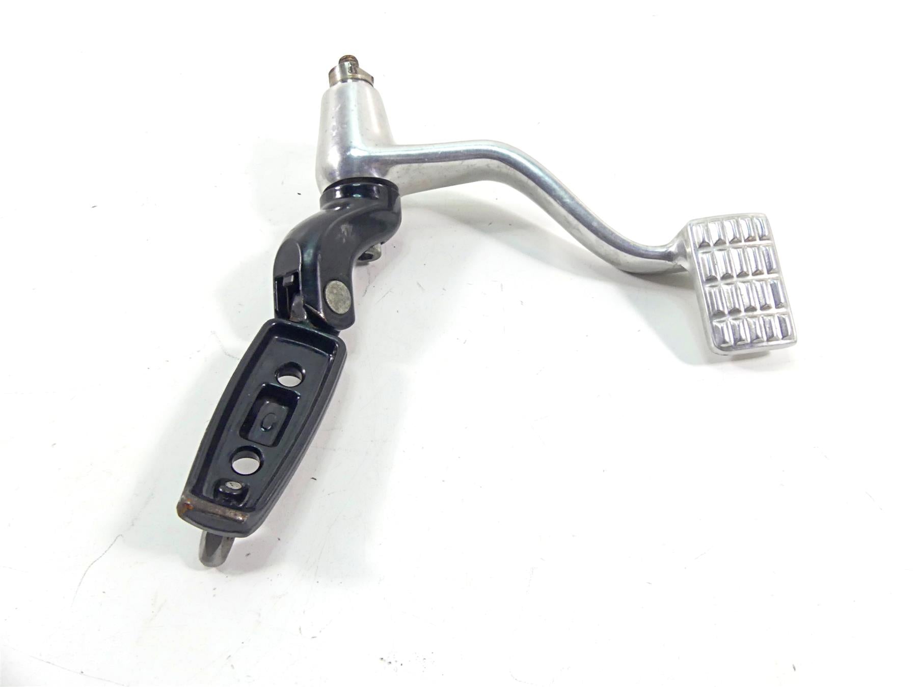 2015 Harley VRSCF Muscle V-Rod Right Front Footpeg & Brake Parts 54046-12