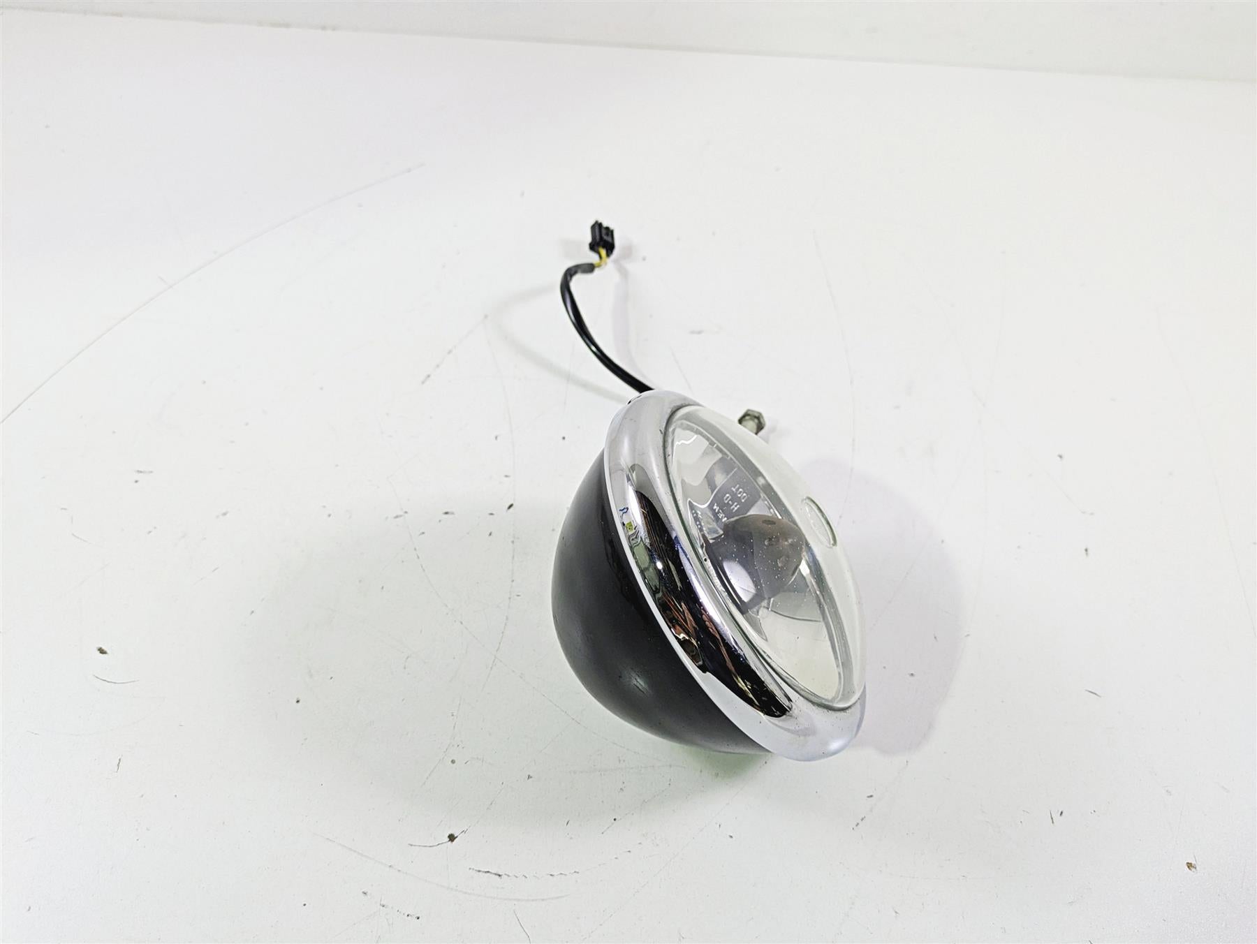 2011 Harley FXDC Dyna Super Glide Headlight Head Light Lamp 69356-06A {{ shop.shopifyCountryName }} - Mototech271