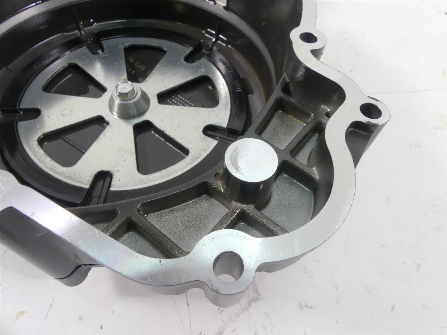 2015 KTM 1190 Adventure R Right Engine Clutch Cover + Waterpump 6033000114441 {{ shop.shopifyCountryName }} - Mototech271