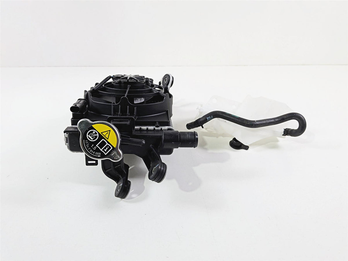 2023 BMW R1250RT RTP K52 Right Radiator Fan Hoses Covers 17118546416 {{ shop.shopifyCountryName }} - Mototech271