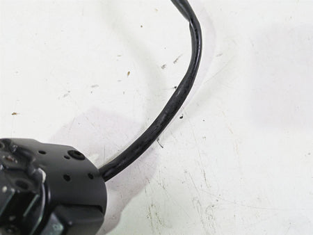 2013 Harley VRSCF Muscle Rod Right Hand Control Switch - Read 71684-06A {{ shop.shopifyCountryName }} - Mototech271