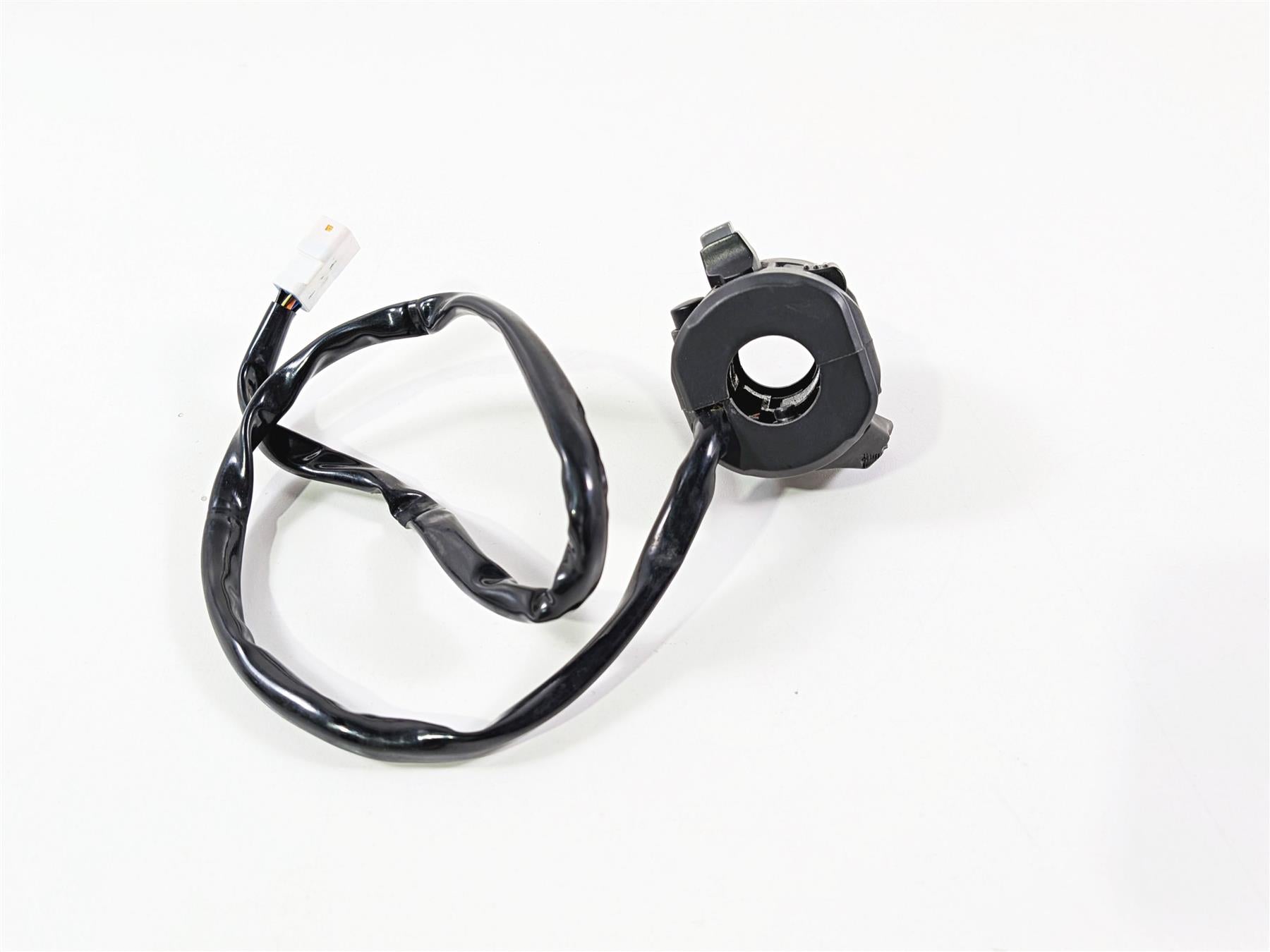 2019 Ducati 959 Panigale Left Hand Turn Signal Control Switch - Read 65110132A {{ shop.shopifyCountryName }} - Mototech271