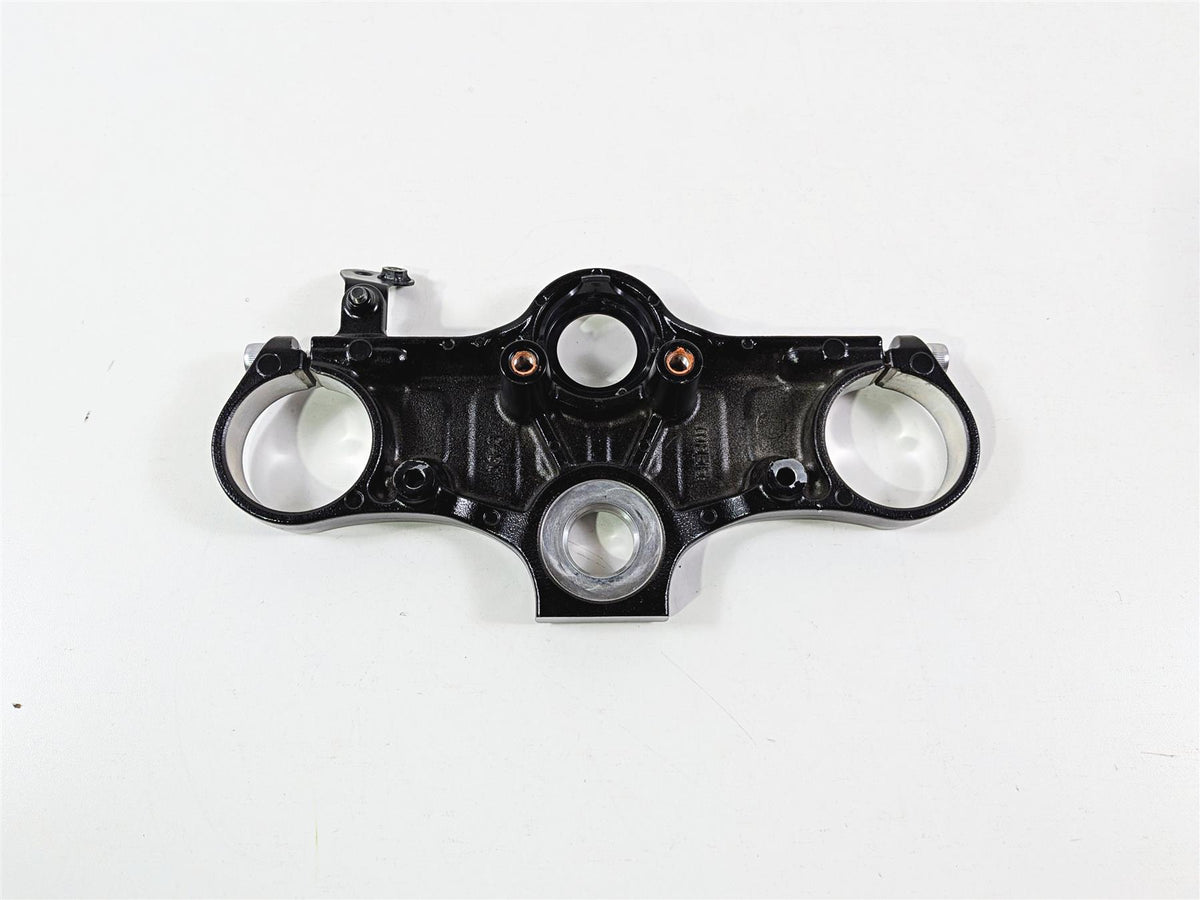 2025 Yamaha YZF R7 Black Upper Triple Tree Steering Clamp BEB-23435-01-00 {{ shop.shopifyCountryName }} - Mototech271