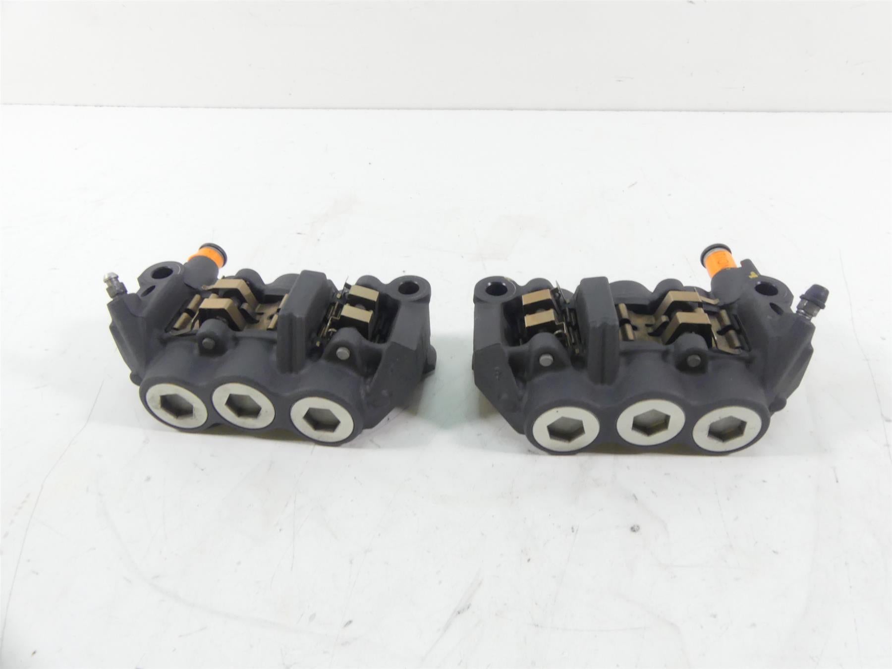 2013 Yamaha VMX17 V-Max 1700 Front Brake Caliper Set 4C8-2580T-10-00 | Mototech271