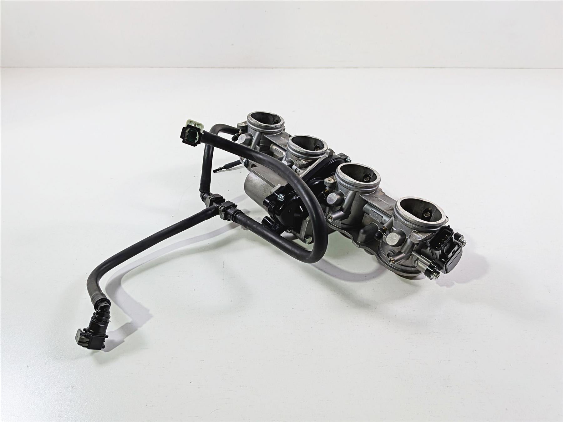 2024 Yamaha YZF R1 RN65 Mikuni Throttle Body Bodies B3L-13750-12-00 {{ shop.shopifyCountryName }} - Mototech271