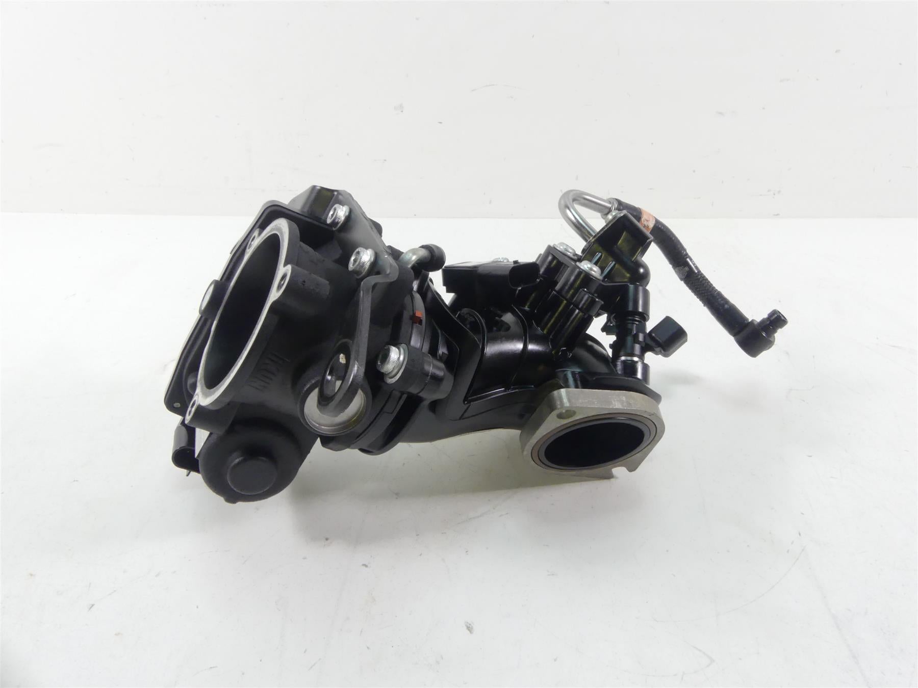 2019 Harley Softail FXBB Street Bob Mikuni Throttle Body Fuel Injection 27300122