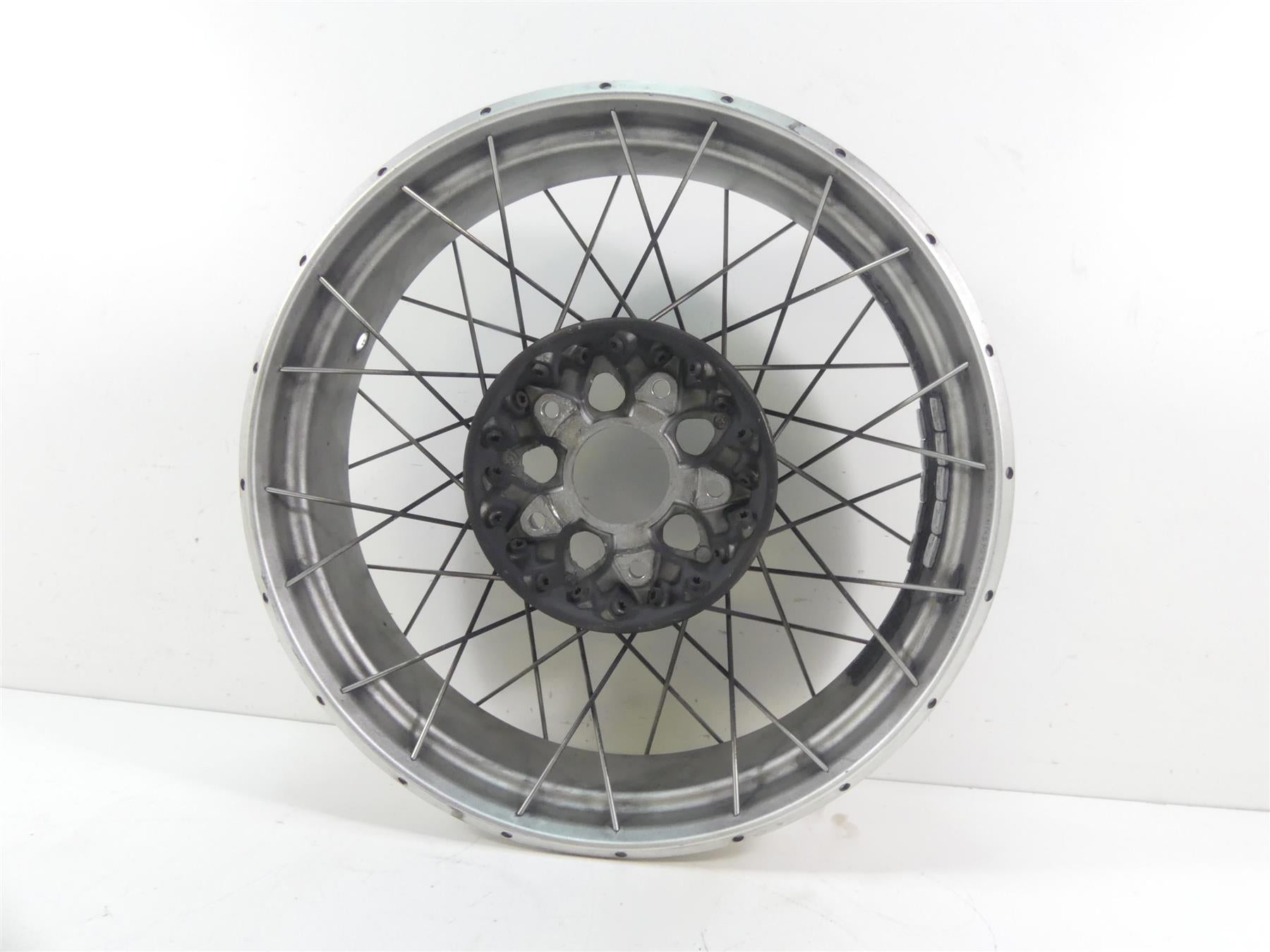 2017 BMW R1200GS GSW K50 Straight Rear Wheel Rim 17x4.5 36318526904 {{ shop.shopifyCountryName }} - Mototech271