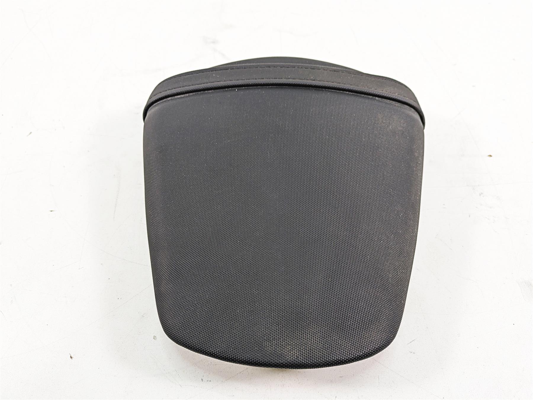 2022 Suzuki GSXR 750 Rear Passenger Seat Pillion 45300-14J11-P3H {{ shop.shopifyCountryName }} - Mototech271