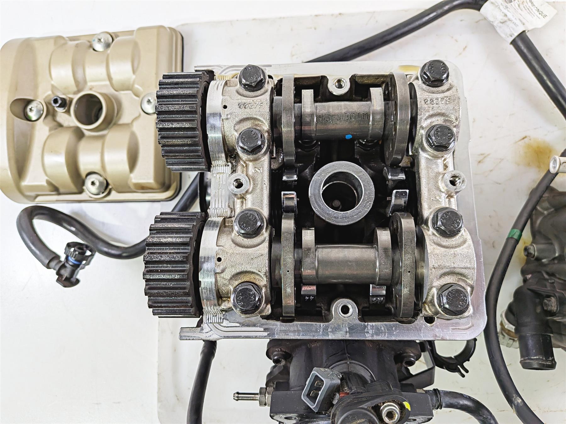 2016 Ducati Hypermotard 939 SP Front Rear Cylinder Head Set 30124081A 30124071B-Mototech271