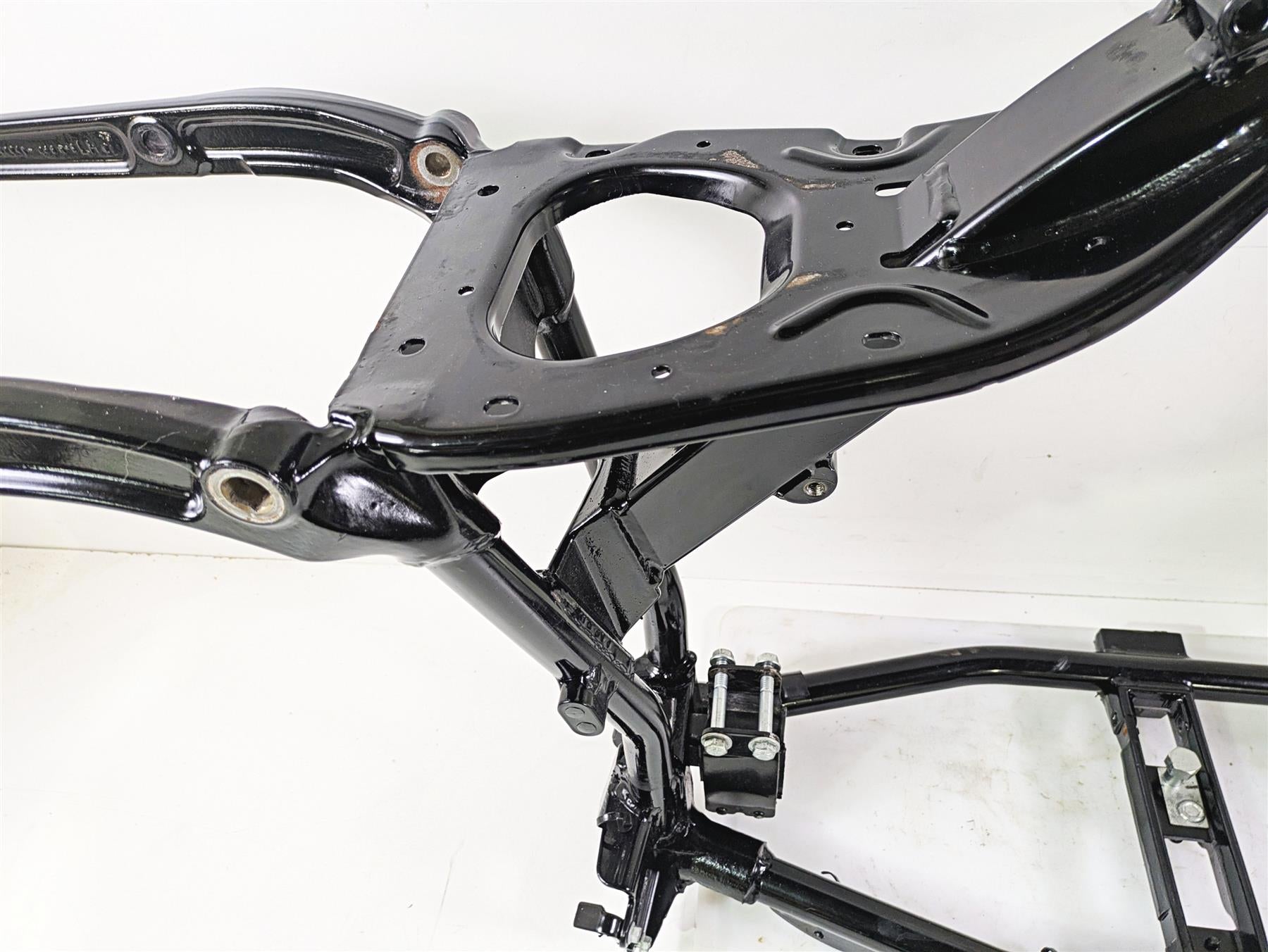 2015 Harley FXDL Dyna Low Rider Straight Main 29dgr Frame Chassis With Texas Salvage Title 47745-06B {{ shop.shopifyCountryName }} - Mototech271