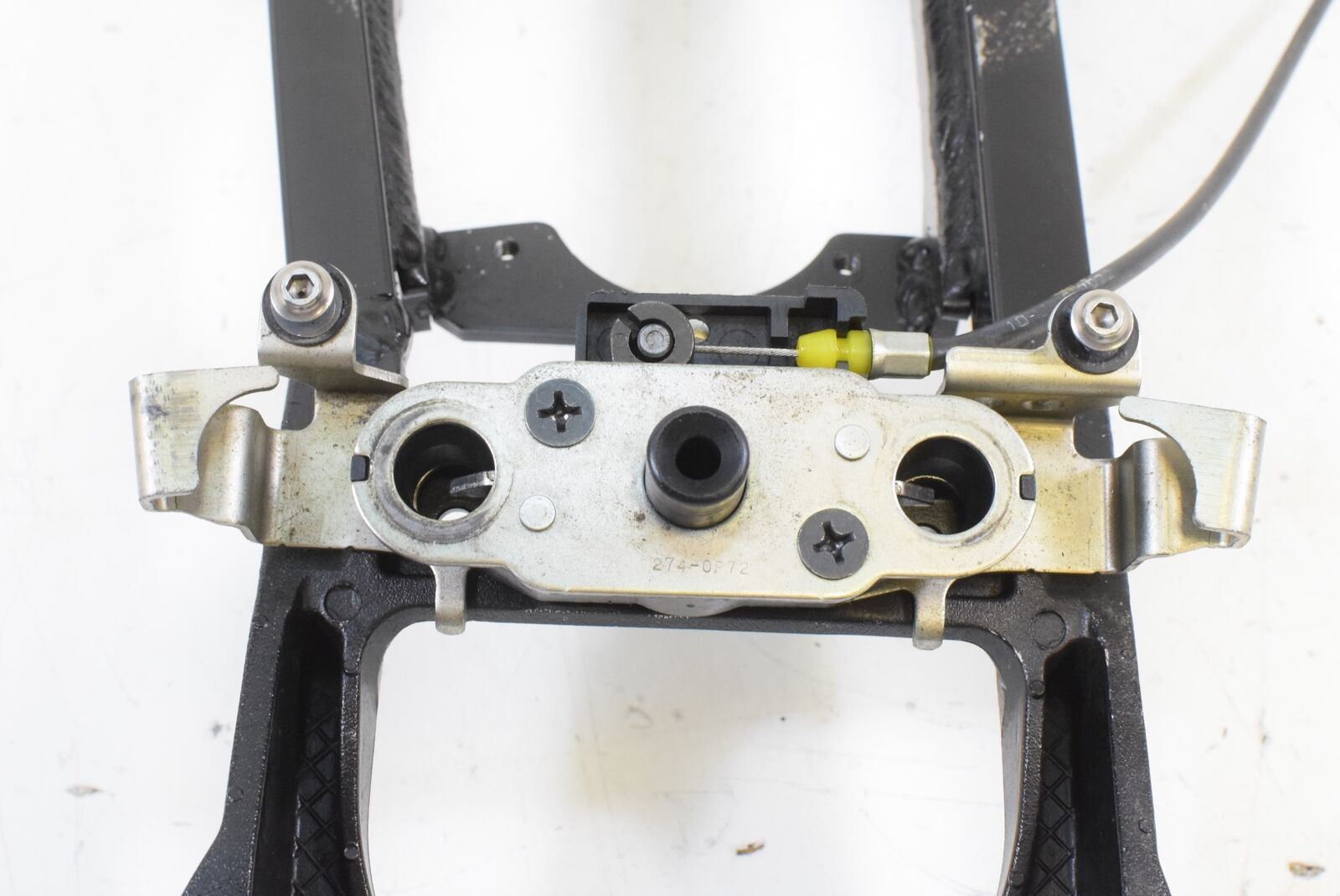 2007 Kawasaki ZX6R ZX636 ZX6 Ninja Straight Sub Frame Subframe 32160-0258 {{ shop.shopifyCountryName }} - Mototech271