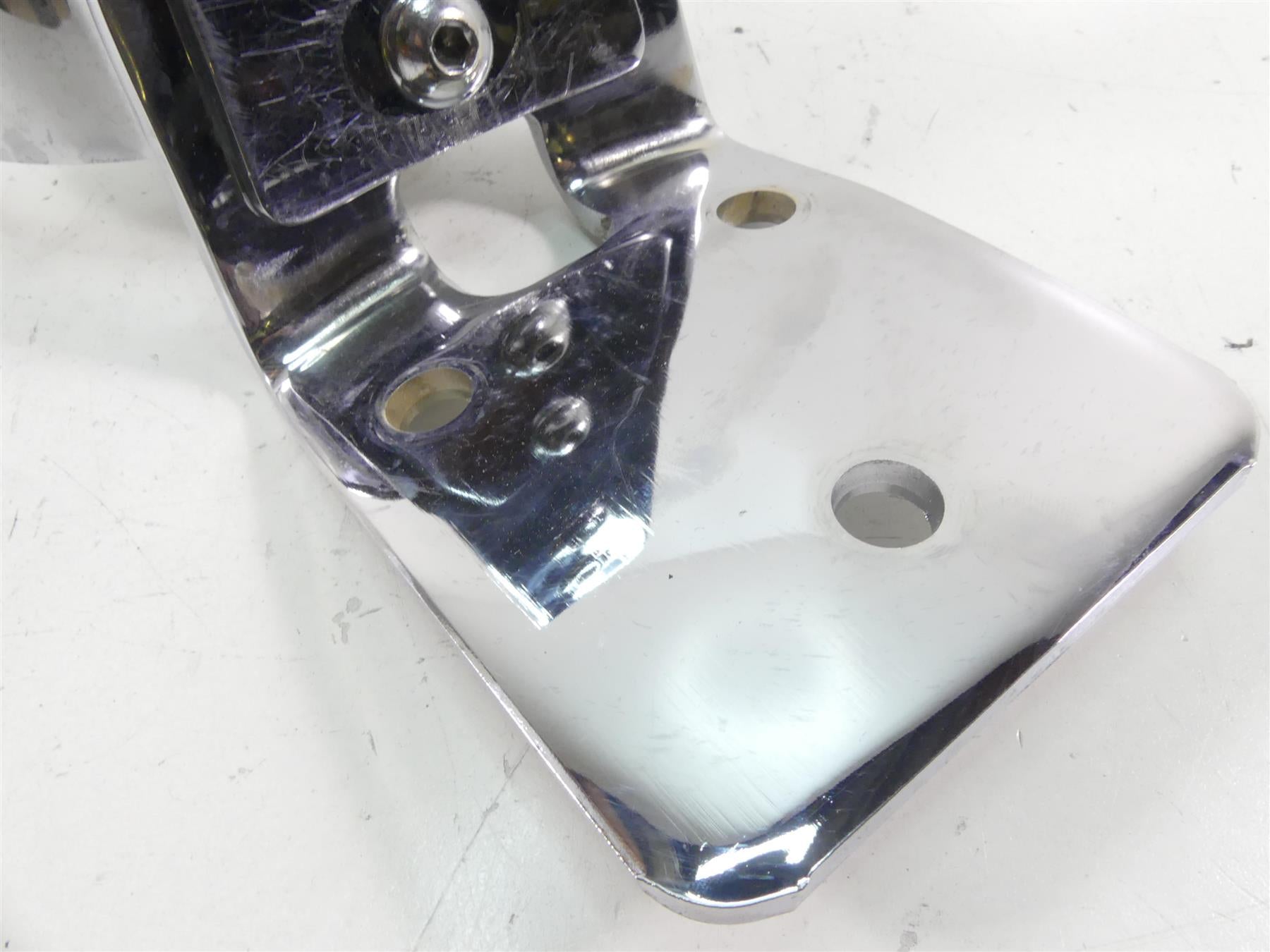 2004 Harley Softail FXSTD SE CVO Deuce Chrome Luggage Rack Sissy Bar Mount 30368 {{ shop.shopifyCountryName }} - Mototech271