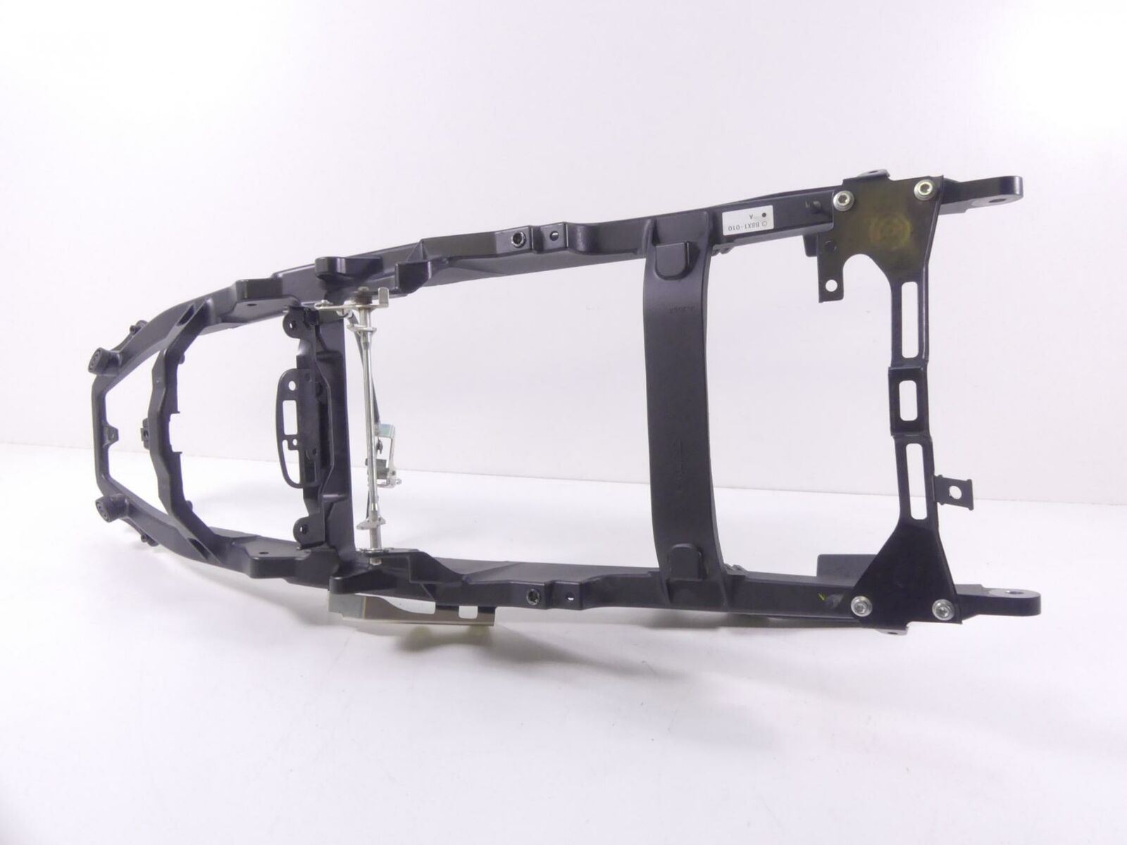 2019 Yamaha VMX17 V-Max 1700 Rear Subframe Sub Frame + Seat Lock 2S3-21190-00-00 {{ shop.shopifyCountryName }} - Mototech271