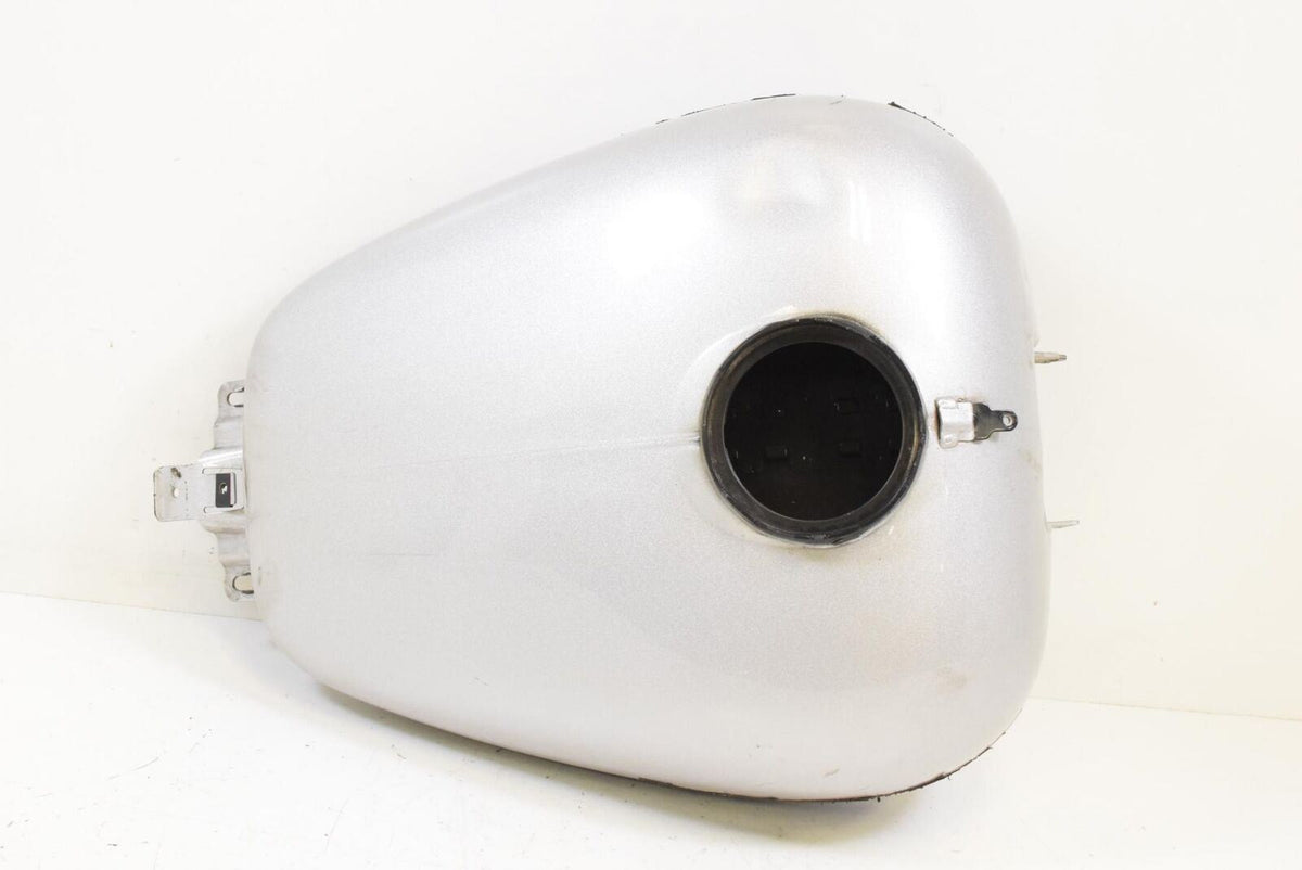 09 Harley FLHTCUSE4 CVO Electra Glide Fuel Gas Petrol Tank DENTS 61386-09CZA {{ shop.shopifyCountryName }} - Mototech271