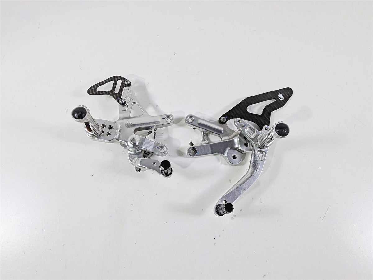 2018 Aprilia RSV4 RR Spider Adjustable Foot Peg Rear Set Reverse Shift 10.A172 {{ shop.shopifyCountryName }} - Mototech271