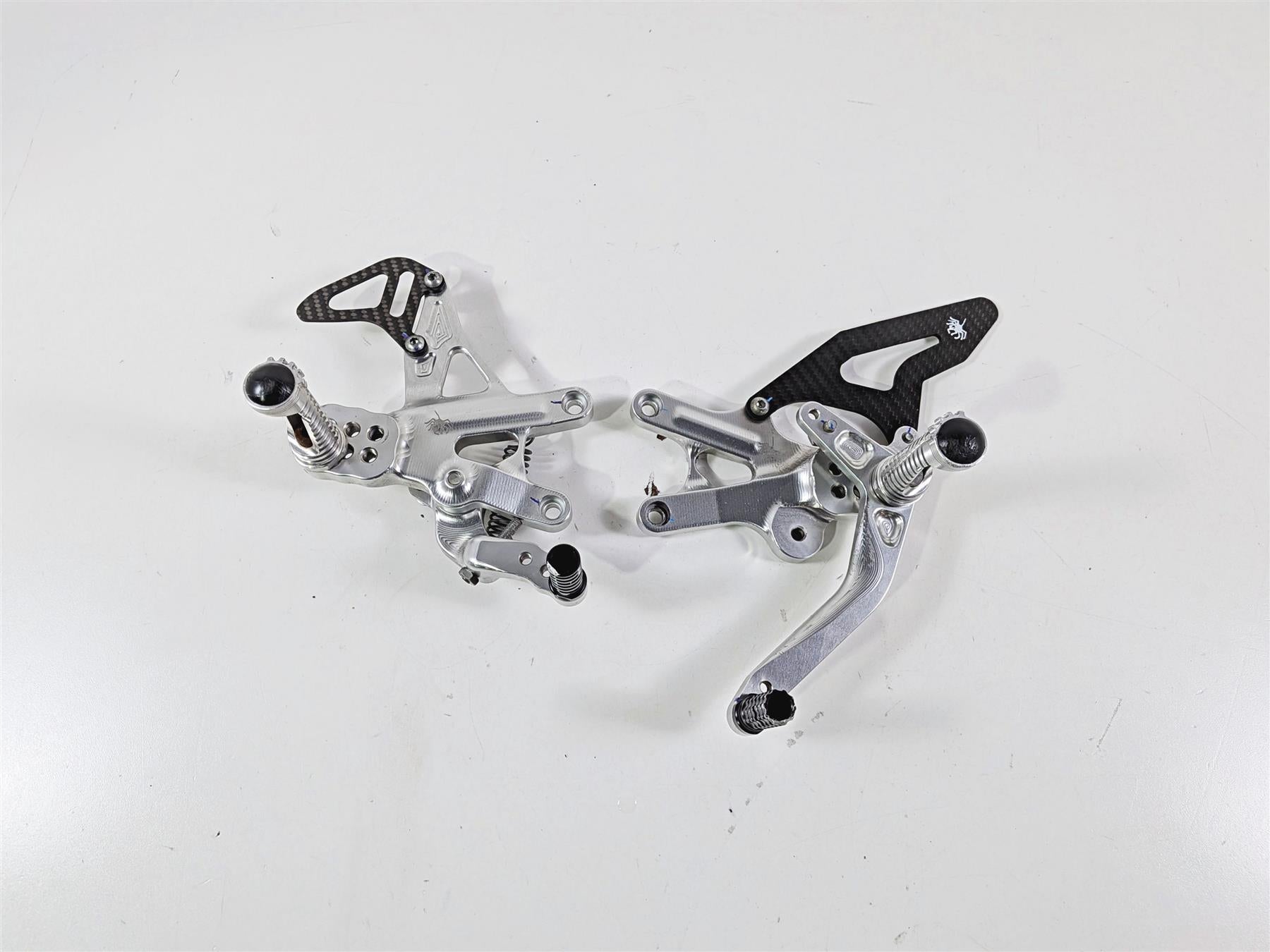 2018 Aprilia RSV4 RR Spider Adjustable Foot Peg Rear Set Reverse Shift 10.A172 {{ shop.shopifyCountryName }} - Mototech271