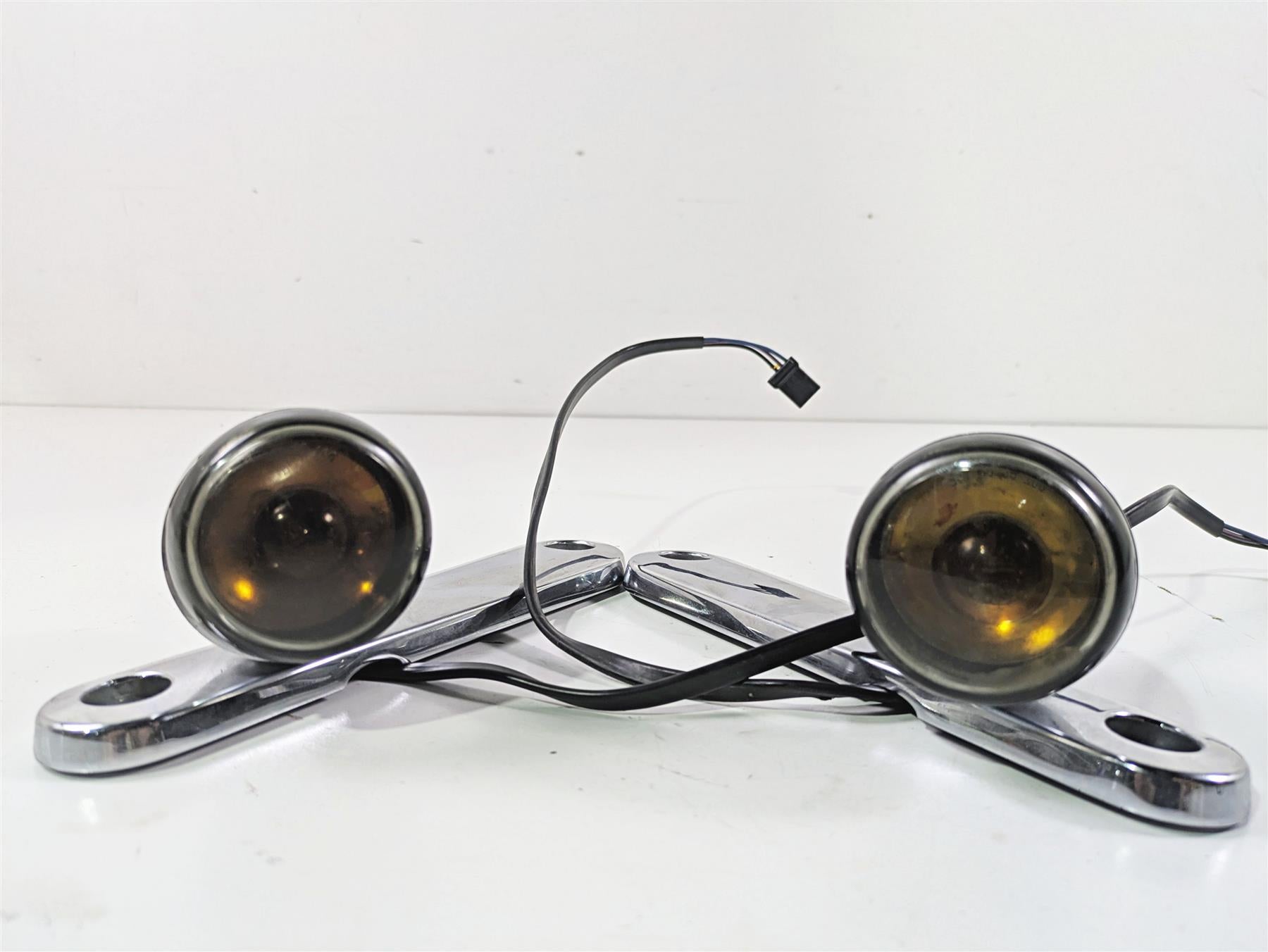 2010 Harley Touring FLHXSE CVO Street Glide Front Blinker & Mount Set 69278-06 {{ shop.shopifyCountryName }} - Mototech271