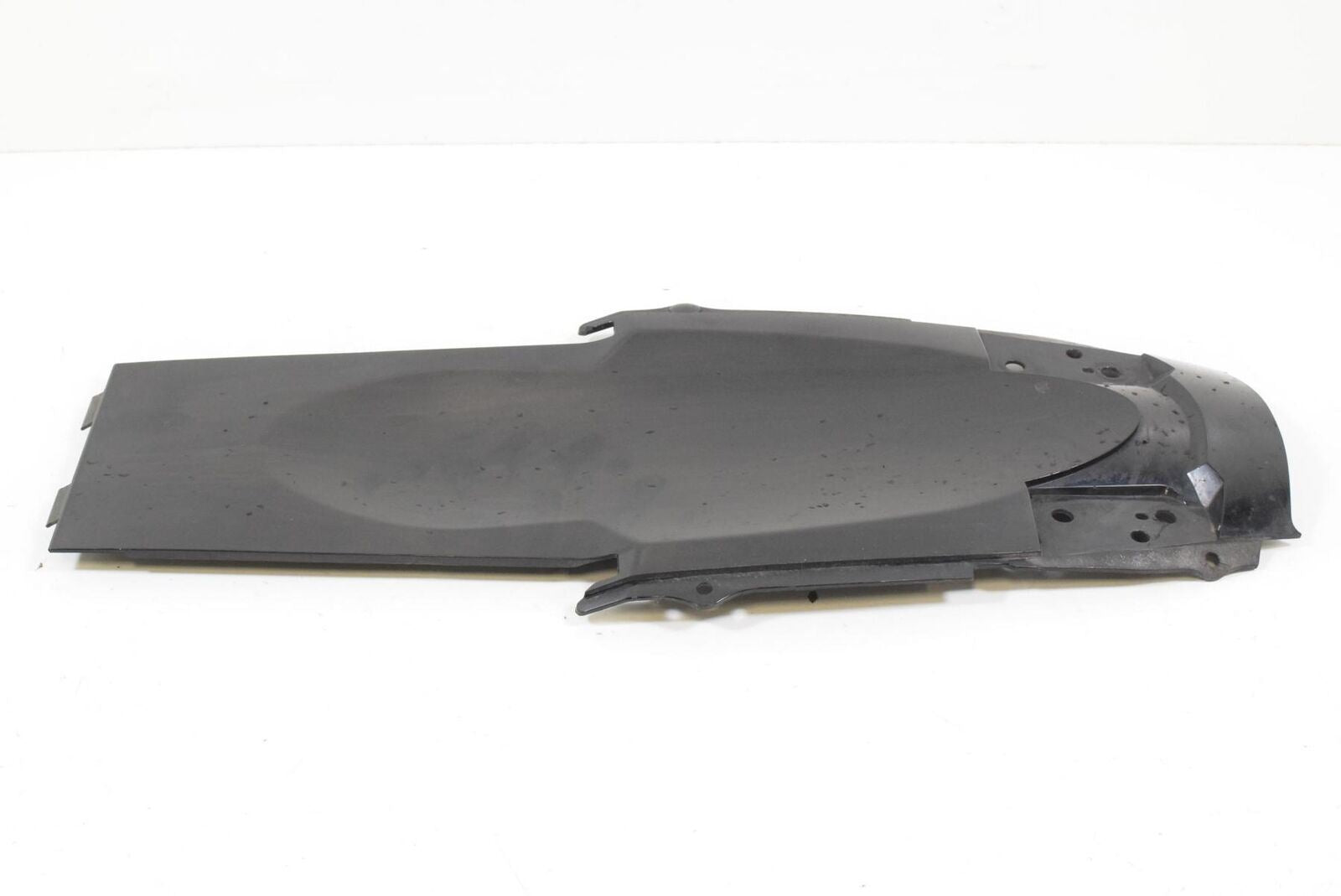2006 Suzuki GSXR1000 GSXR 1000 Rear Inner Fairing Fender Plastic 63111-41G01 {{ shop.shopifyCountryName }} - Mototech271