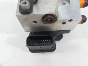 2015 Harley VRSCF Muscle Rod Abs Brake Pump Unit Module Controller 40664-08A | Mototech271