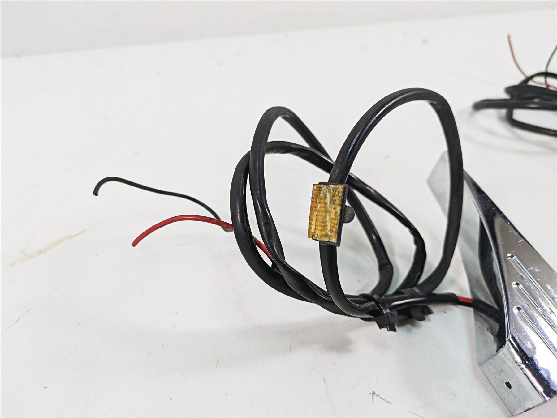 1999 Harley Dyna FXDL Low Rider Custom Swingarm Blinker Turn Signal Set {{ shop.shopifyCountryName }} - Mototech271
