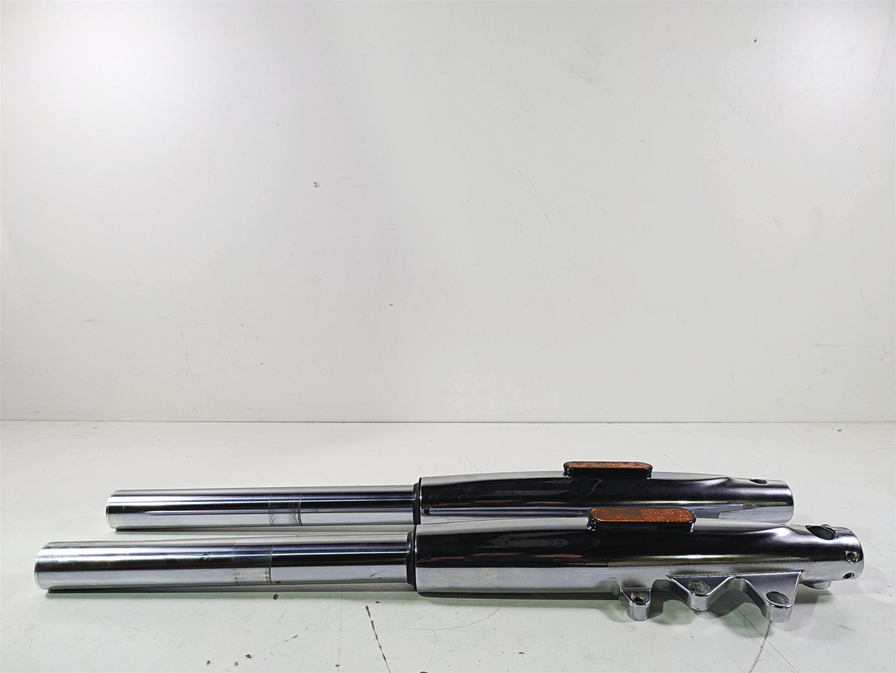 2019 Indian Chieftain Limited Chrome Front Fork Leg Set 46mm 1824021 1824022 {{ shop.shopifyCountryName }} - Mototech271