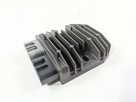 2014 Yamaha YZFR1 R1 RN22 Rectifier Voltage Regulator 1D7-81960-01-00 FH012AA {{ shop.shopifyCountryName }} - Mototech271