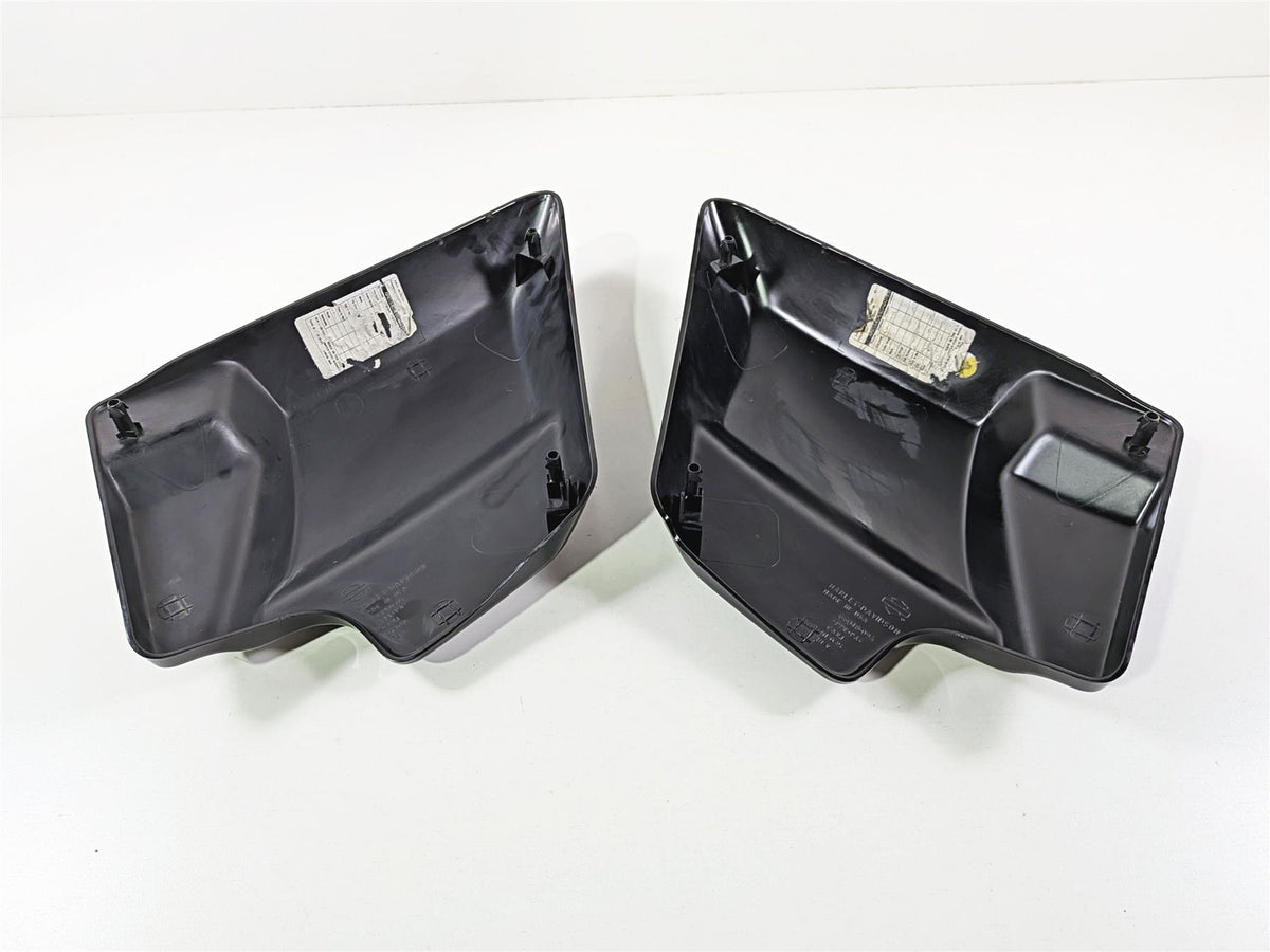 2016 Harley Touring FLHX Street Glide Side Cover Fairing Set 66250-09 66048-09A {{ shop.shopifyCountryName }} - Mototech271