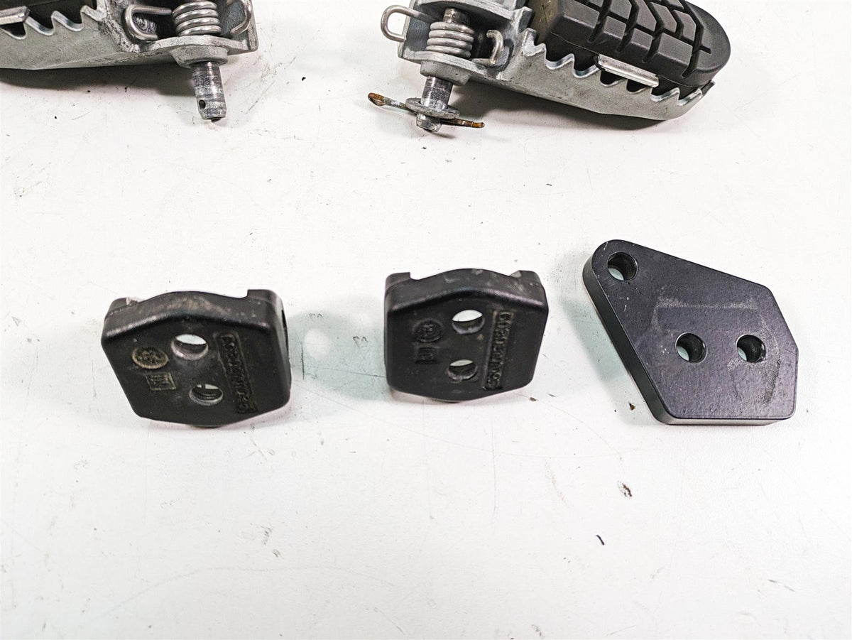 2018 KTM 1090 Adventure R Rider Footpegs Foot Peg Rest Set 60003040133 {{ shop.shopifyCountryName }} - Mototech271