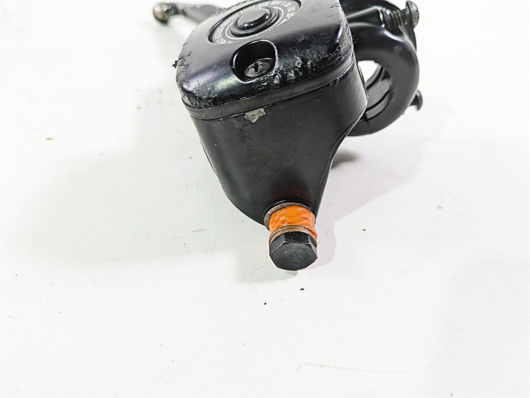2008 Harley FLSTSB Cross Bones Front Master Cylinder 9/16 45019-08C {{ shop.shopifyCountryName }} - Mototech271