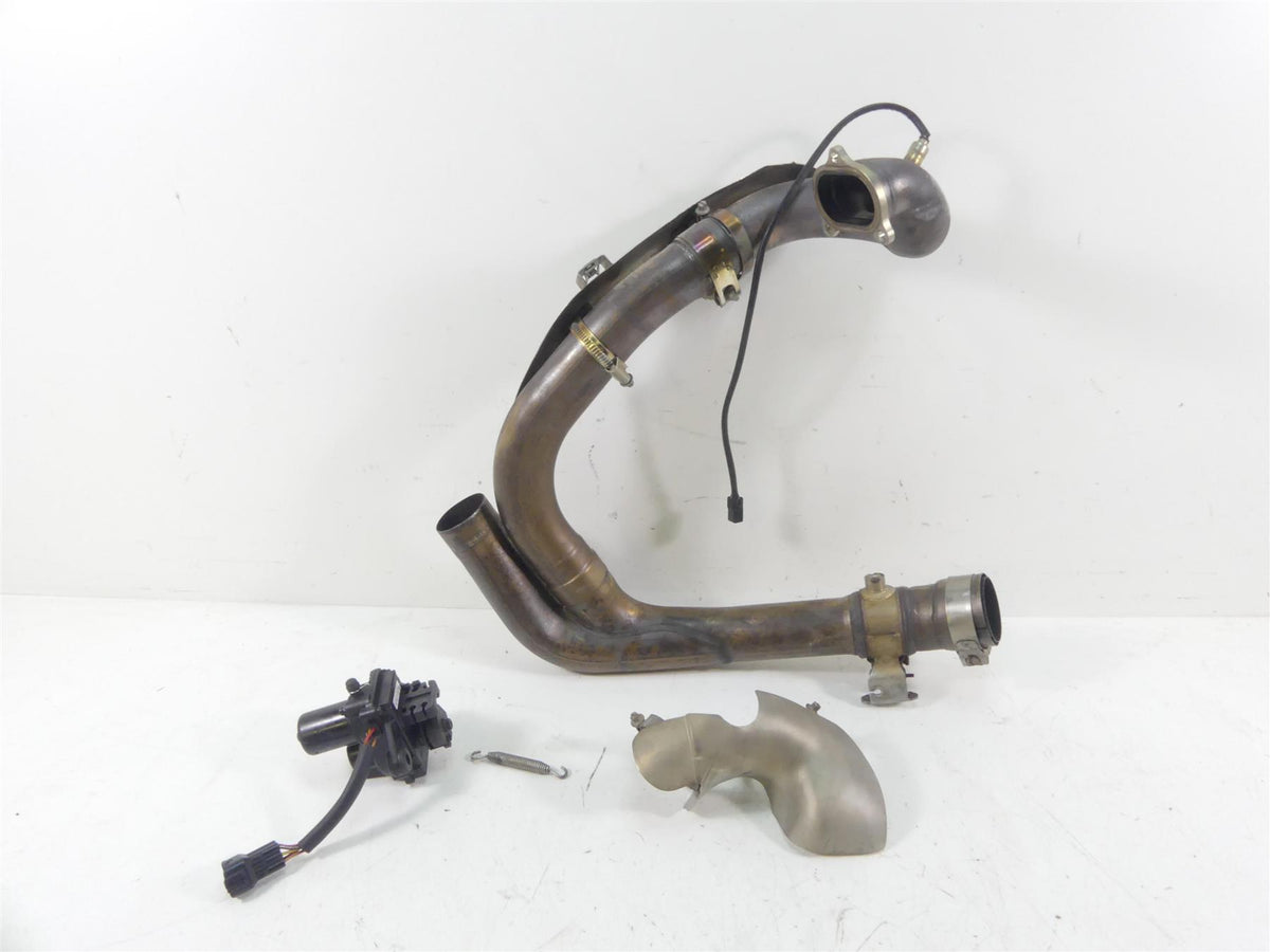 2017 Ducati Monster 1200 S Oem Exhaust Rear Header Manifold & Servo 57211632A {{ shop.shopifyCountryName }} - Mototech271