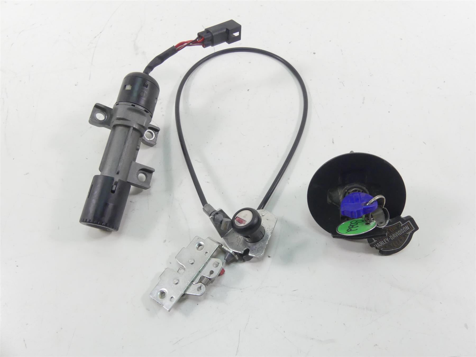 2009 Buell 1125 CR Ignition Switch Key Lock Set C0290.1AT {{ shop.shopifyCountryName }} - Mototech271