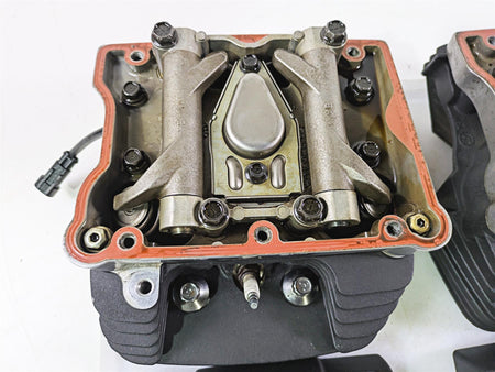 2015 Harley FXDF Dyna Fat Bob Cylinderhead Cylinder Head Set 103 16500092 {{ shop.shopifyCountryName }} - Mototech271