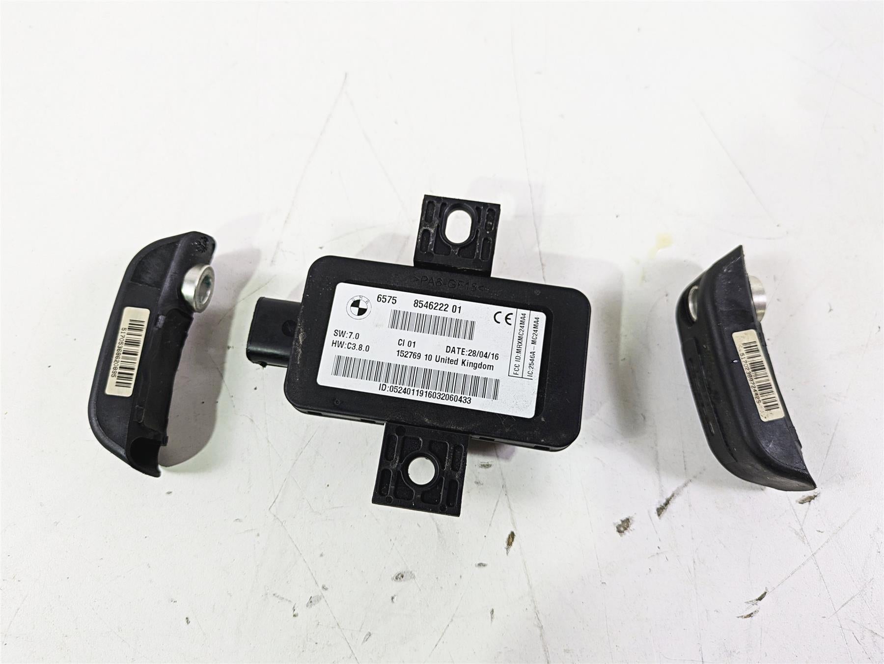2016 BMW R1200RS K54 Tire Pressure Sensors & Rdc Module 36318532732 65758546222 {{ shop.shopifyCountryName }} - Mototech271