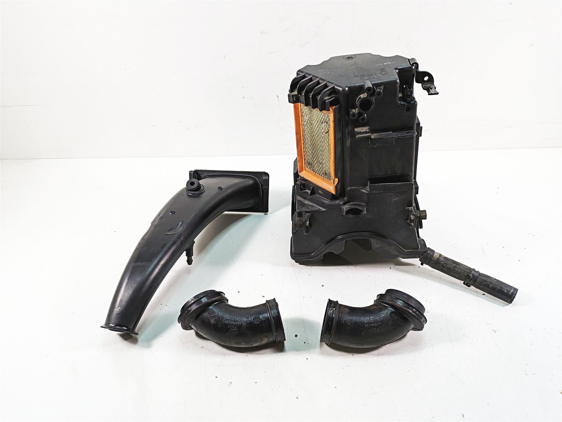 2007 BMW R1200GS K255 Adv Air Box Filter Cleaner + Tubes & Air Ram 13717672506 | Mototech271