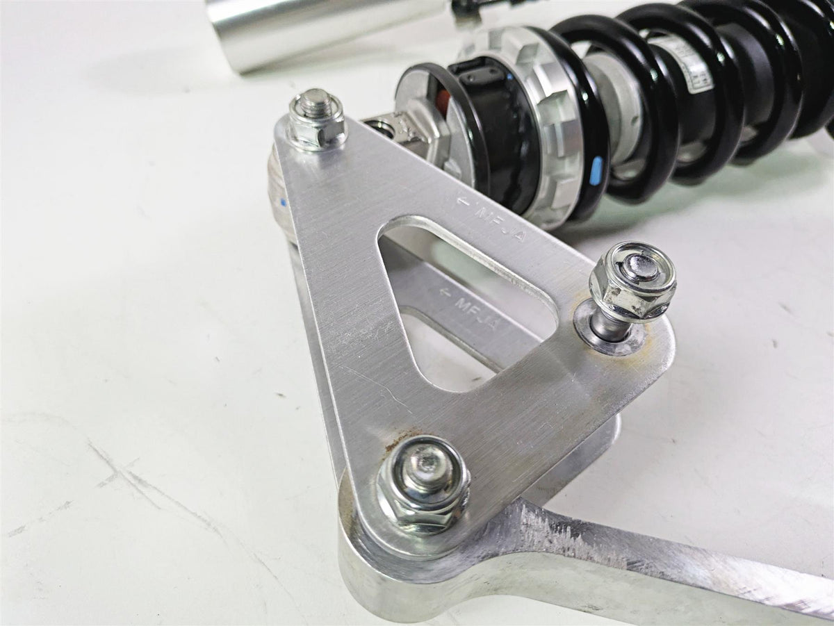 2025 Honda CBR600RR Straight Rear Suspension Shock Damper 52400-MJC-L11 {{ shop.shopifyCountryName }} - Mototech271