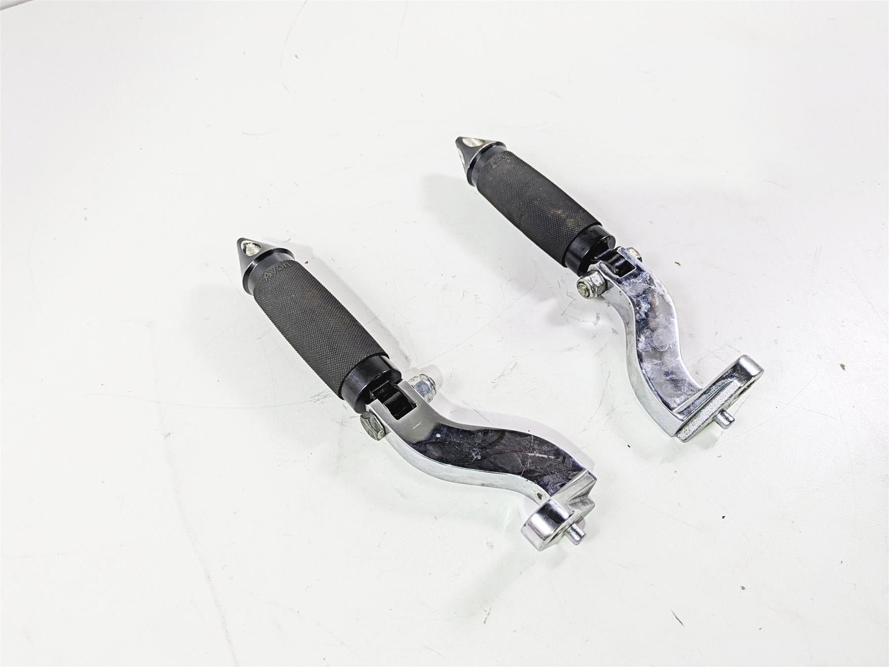 2001 Harley Touring FLHX Street Glide Avon Spike Rear Footpeg Set & Chrome Mount {{ shop.shopifyCountryName }} - Mototech271