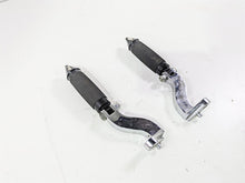 Load image into Gallery viewer, 2001 Harley Touring FLHX Street Glide Avon Spike Rear Footpeg Set &amp; Chrome Mount
