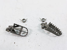 Load image into Gallery viewer, 2007 BMW R1200GS K255 Adv Front Footpeg Foot Peg Rest Set 46717694557 | Mototech271
