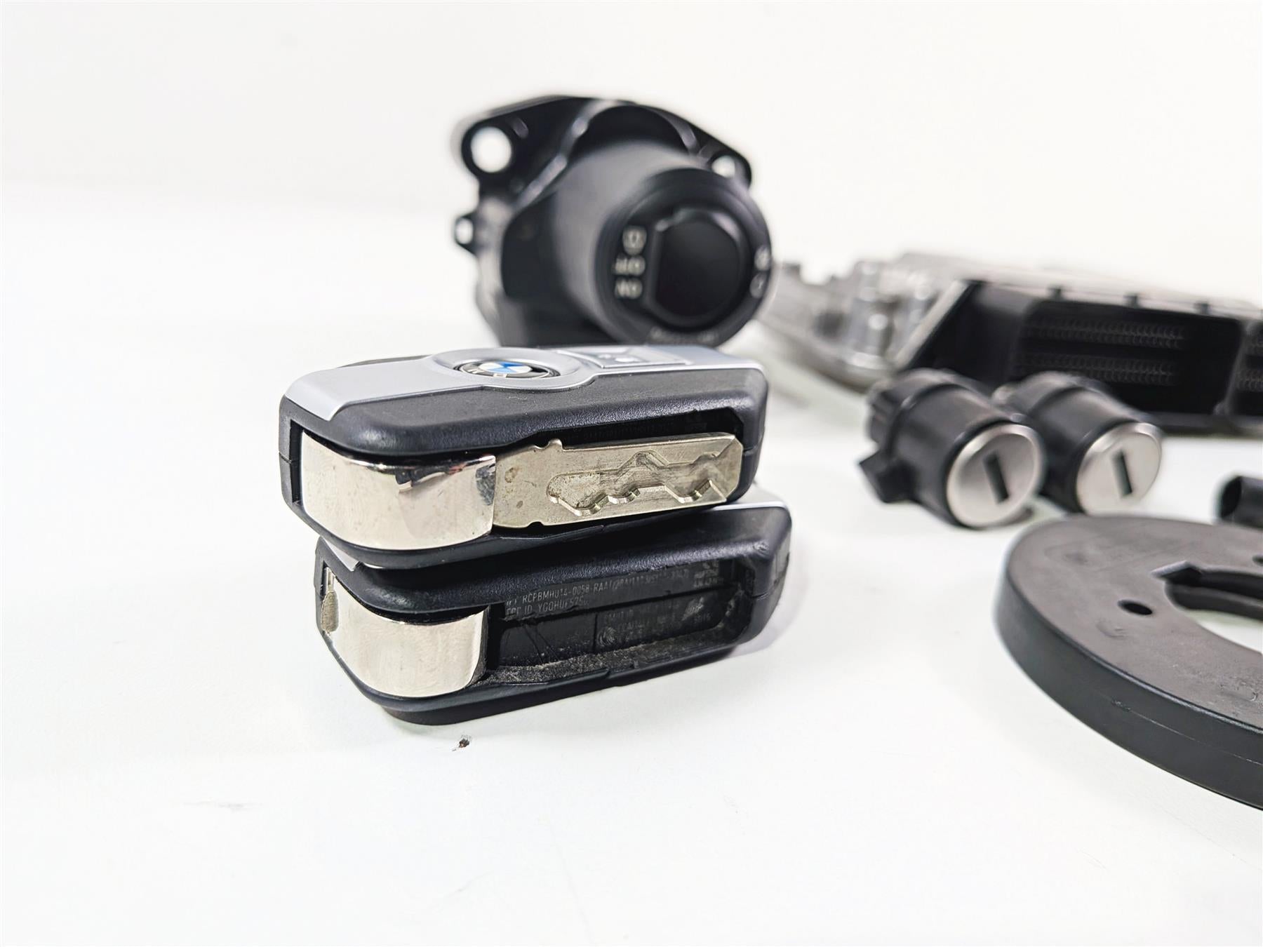 2016 BMW R1200RT RT RTW K52 Cdi Hands Free Ignition Switch Key 13618559224 {{ shop.shopifyCountryName }} - Mototech271