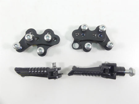 2022 Suzuki GSXR750 Front Rider Driver Footpeg Foot Peg Set 43511-14J10 {{ shop.shopifyCountryName }} - Mototech271